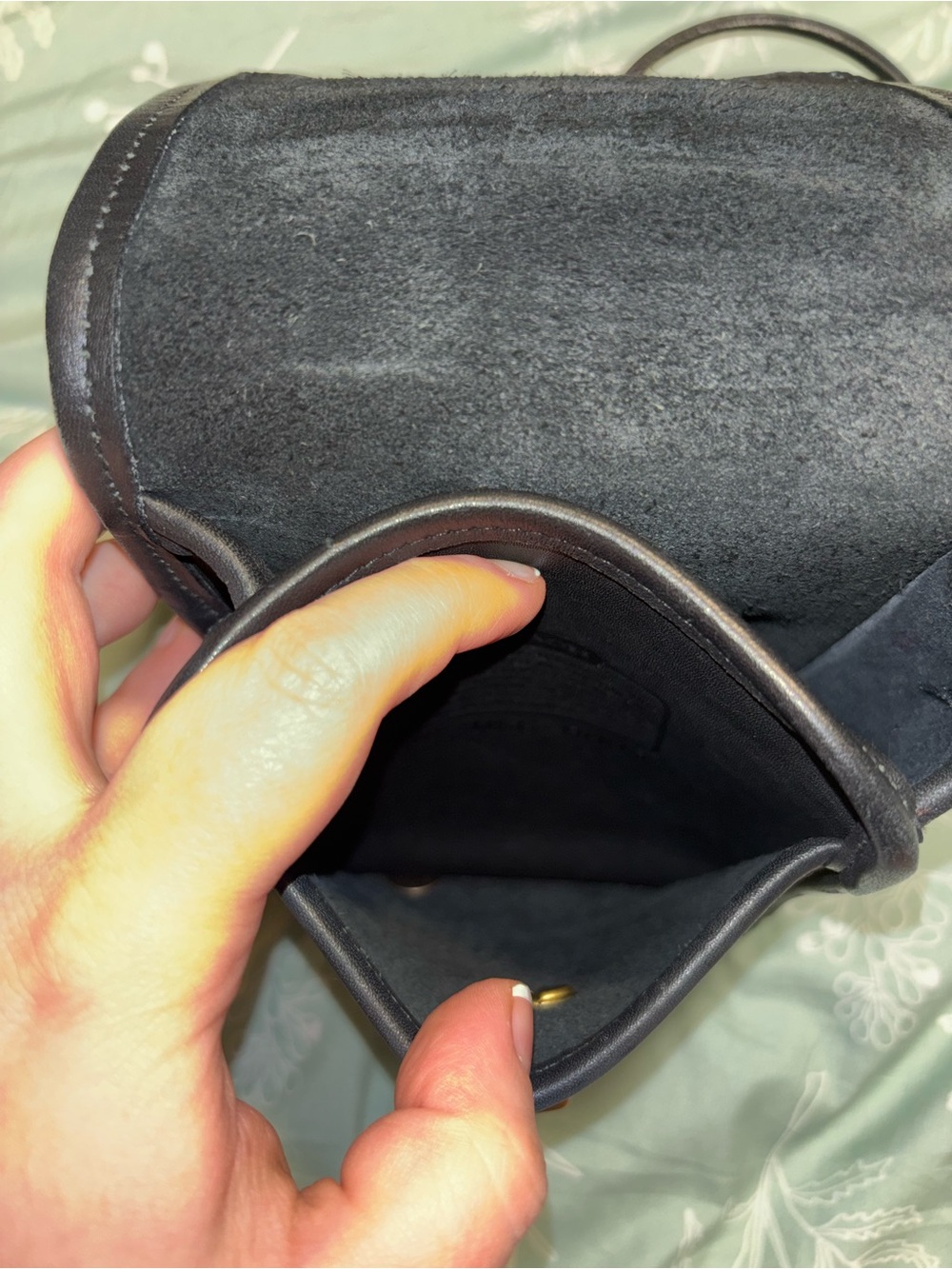 VINTAGE COACH Black Leather Scooter Crossbody Bag - Picture 8 of 9